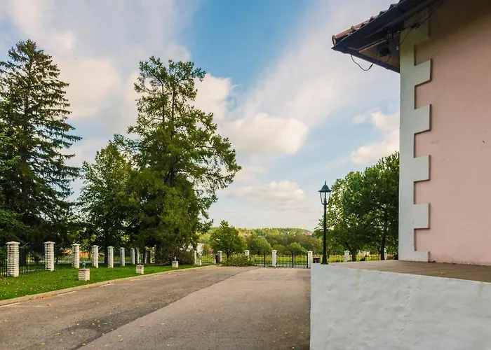 Meretare Szálloda Toila