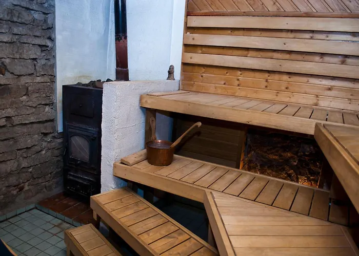 Meretare Szálloda 3*